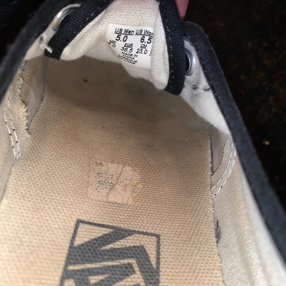 ✨AUTHENTIC black vans✨ - Picture 4 of 5